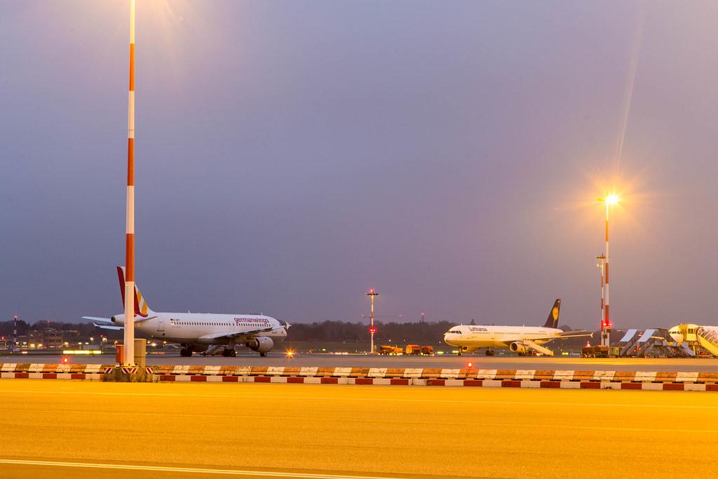 7. Vorfeldrundfahrt 2016: Vorfeld mit germanwings und Lufthansa