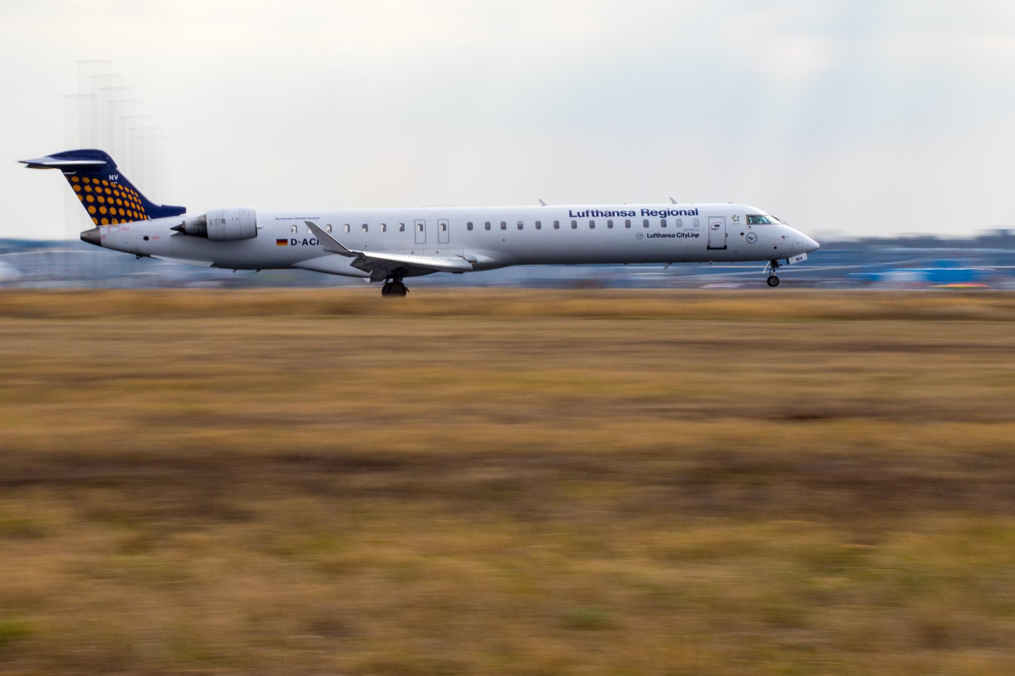 Frankfurt Airport: Lufthansa (LH / DLH) | Operator: Lufthansa CityLine |  Mitsubishi CRJ-900LR CRJ9 | D-ACNV | MSN 15268