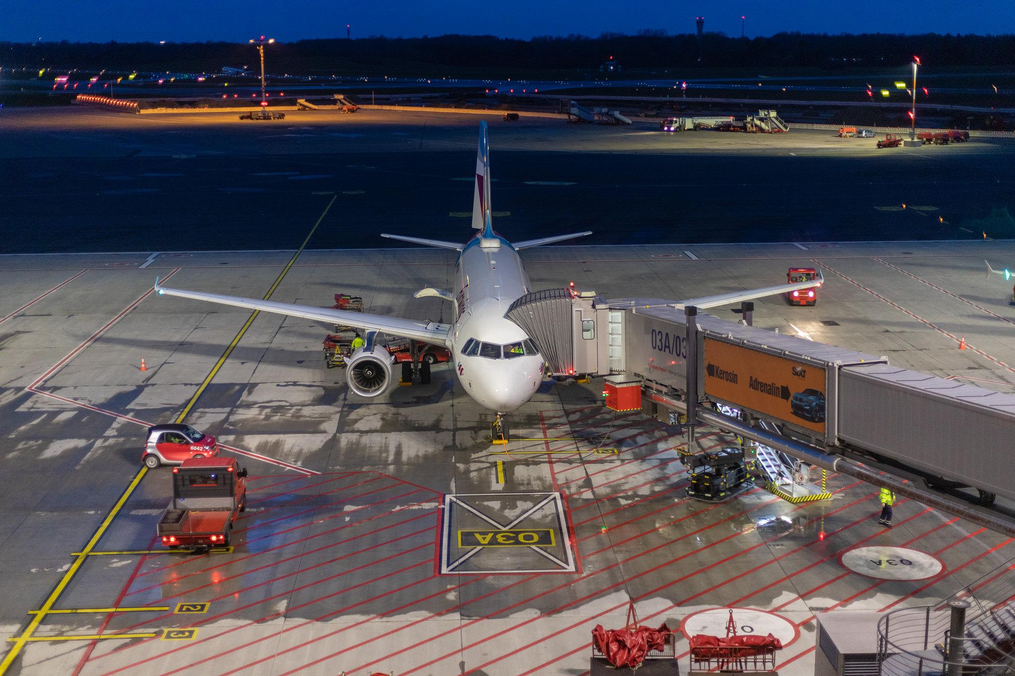 Hamburg Airport: Eurowings (EW / EWG) |  Airbus A319-132 A319 | D-AGWK | MSN 3500