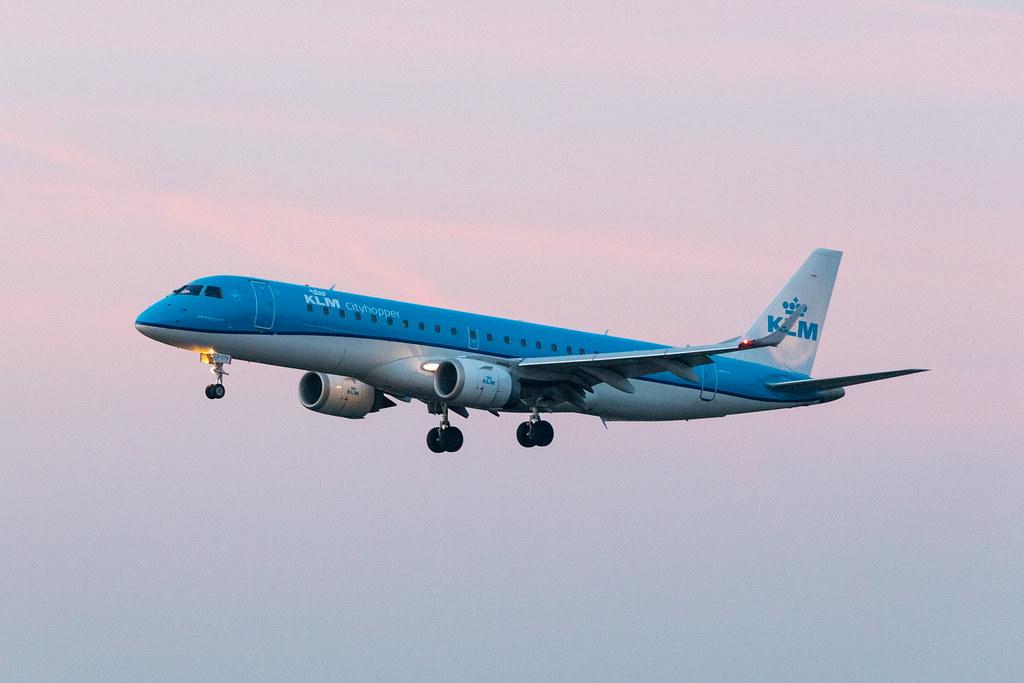 Hamburg Airport: KLM (KL / KLM) | Operator: KLM Cityhopper |  Embraer E190STD E190 | PH-EZD | MSN 19000279