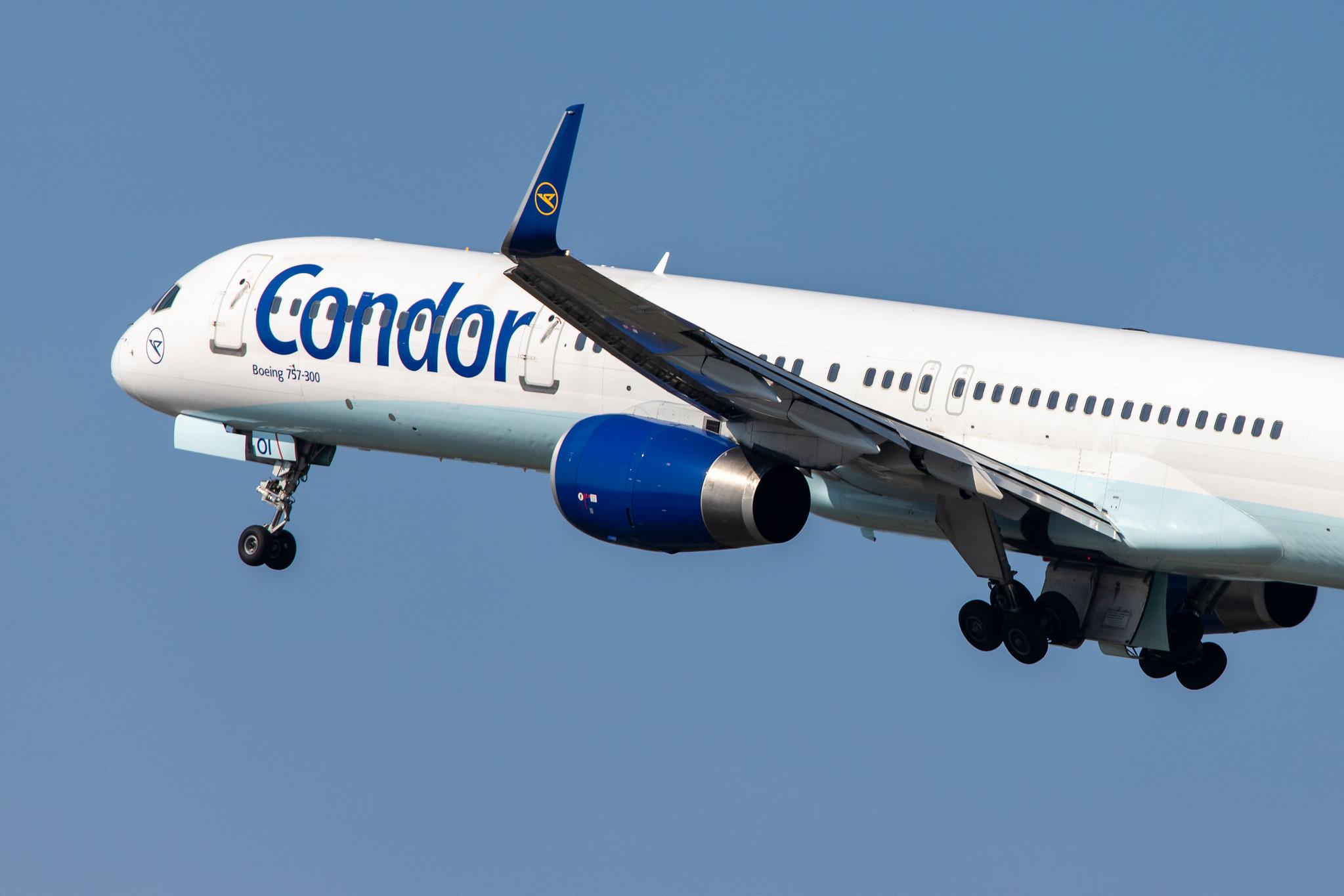 Düsseldorf Airport: Condor (DE / CFG) |  Boeing 757-330 B753 | D-ABOI | MSN 29018