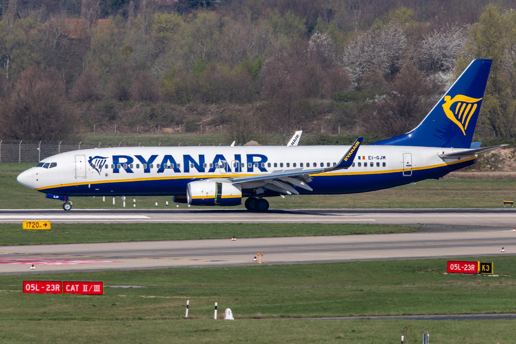 Düsseldorf Airport: Ryanair (FR / RYR) |  Boeing 737-8AS B738 | EI-GJM | MSN 44827