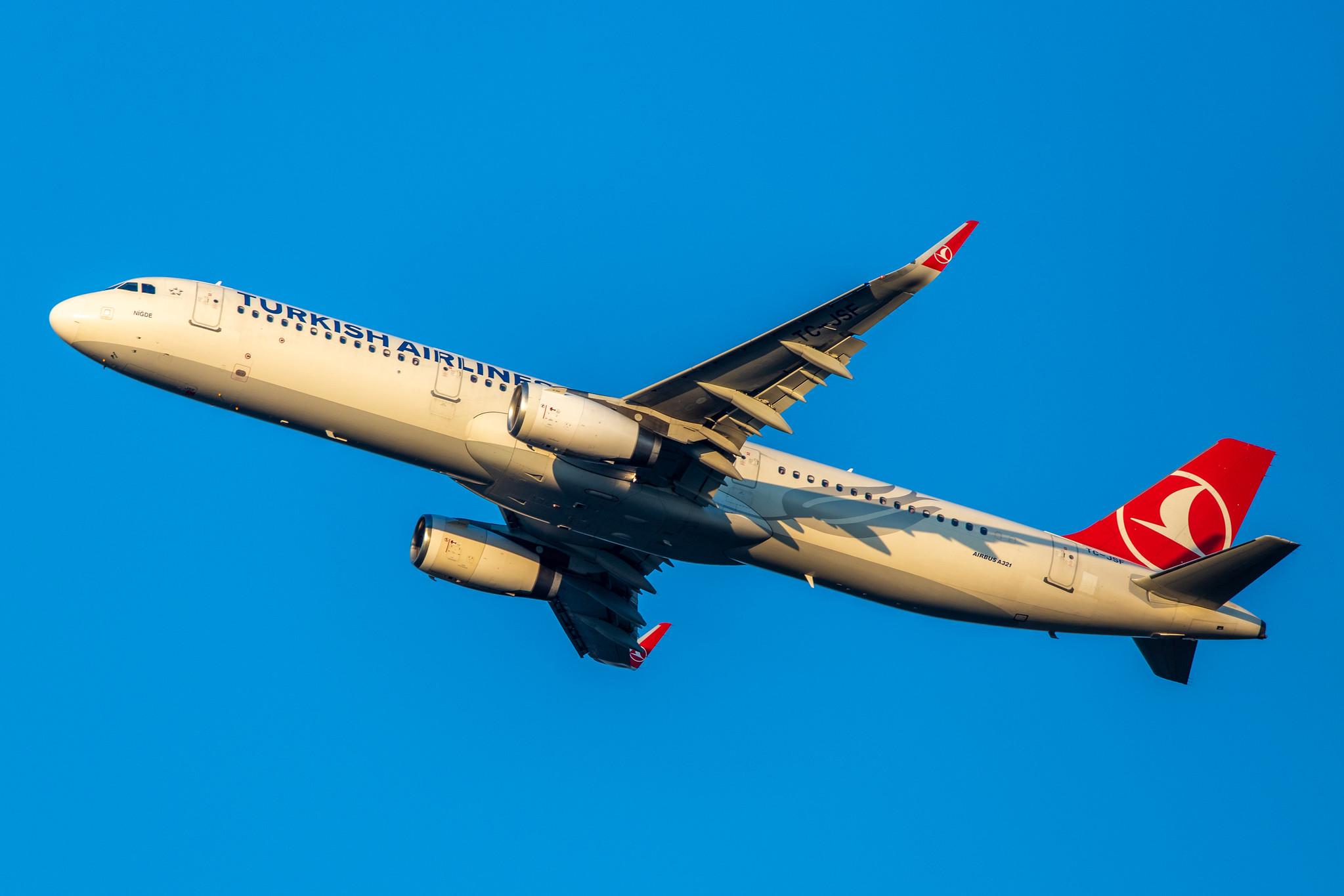 Köln Bonn Airport: Turkish Airlines (TK / THY) |  Airbus A321-231 A321 | TC-JSF | MSN 5465