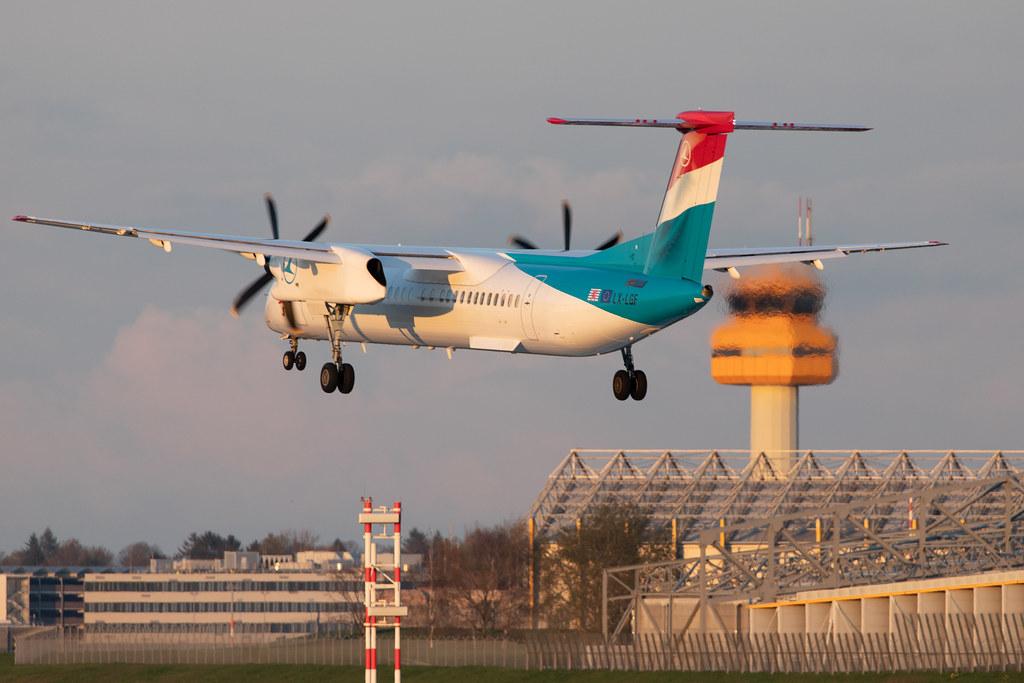Hamburg Airport: Luxair (LG / LGL) | De Havilland Canada Dash 8-400 DH8D | LX-LGE | MSN 4284