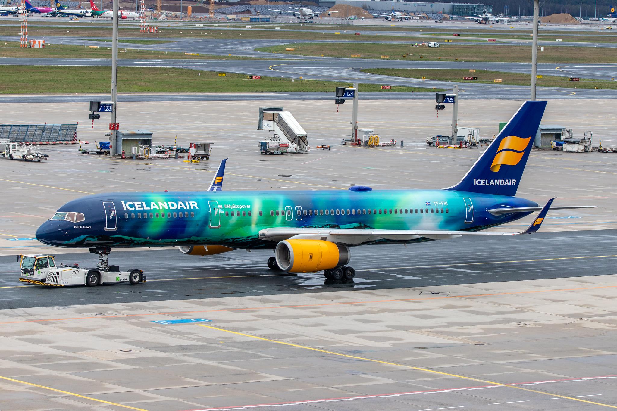 Frankfurt Airport: Icelandair (FI / ICE) |  Livery: Aurora Borealis Livery |  Boeing 757-256 B752 | TF-FIU | MSN 26243