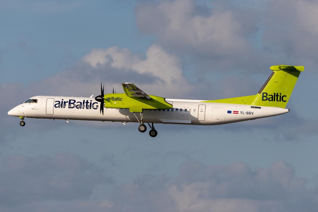 Hamburg Airport: Air Baltic (BT / BTI) |  De Havilland Canada Dash 8-400 DH8D | YL-BBV | MSN 4444