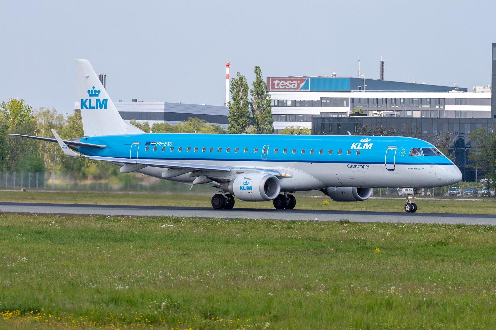 Hamburg Airport: KLM (KL / KLM) | Operator: KLM Cityhopper |  Embraer E190STD E190 | PH-EXC | MSN 19000659