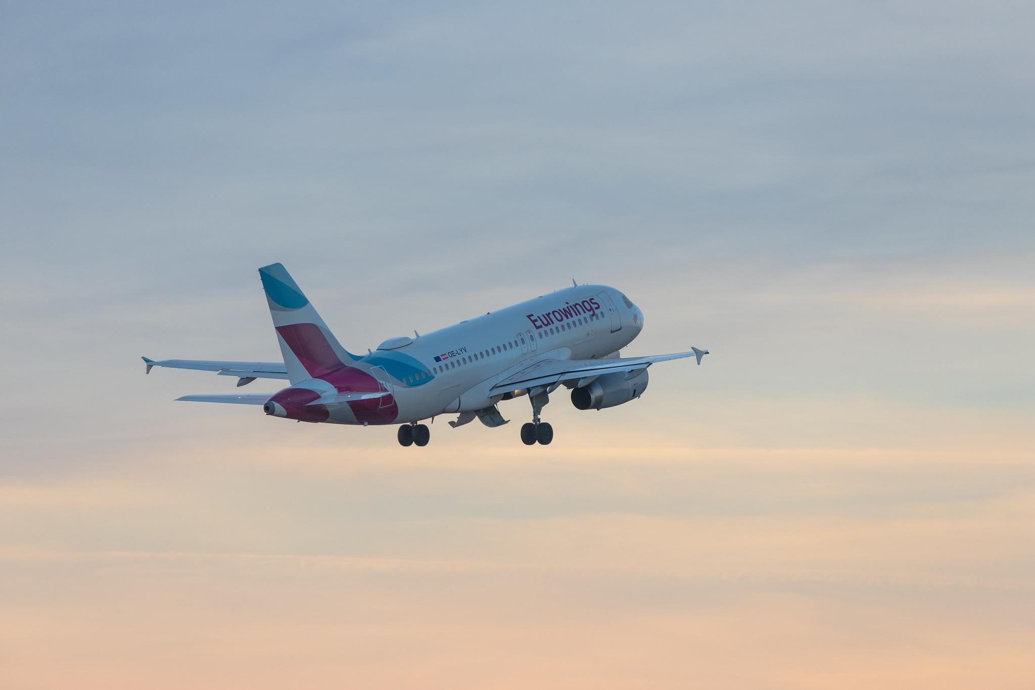 Hamburg Airport: Eurowings (EW / EWG) | Operator: Eurowings Europe |  Airbus A319-132 A319 | OE-LYV | MSN 5043