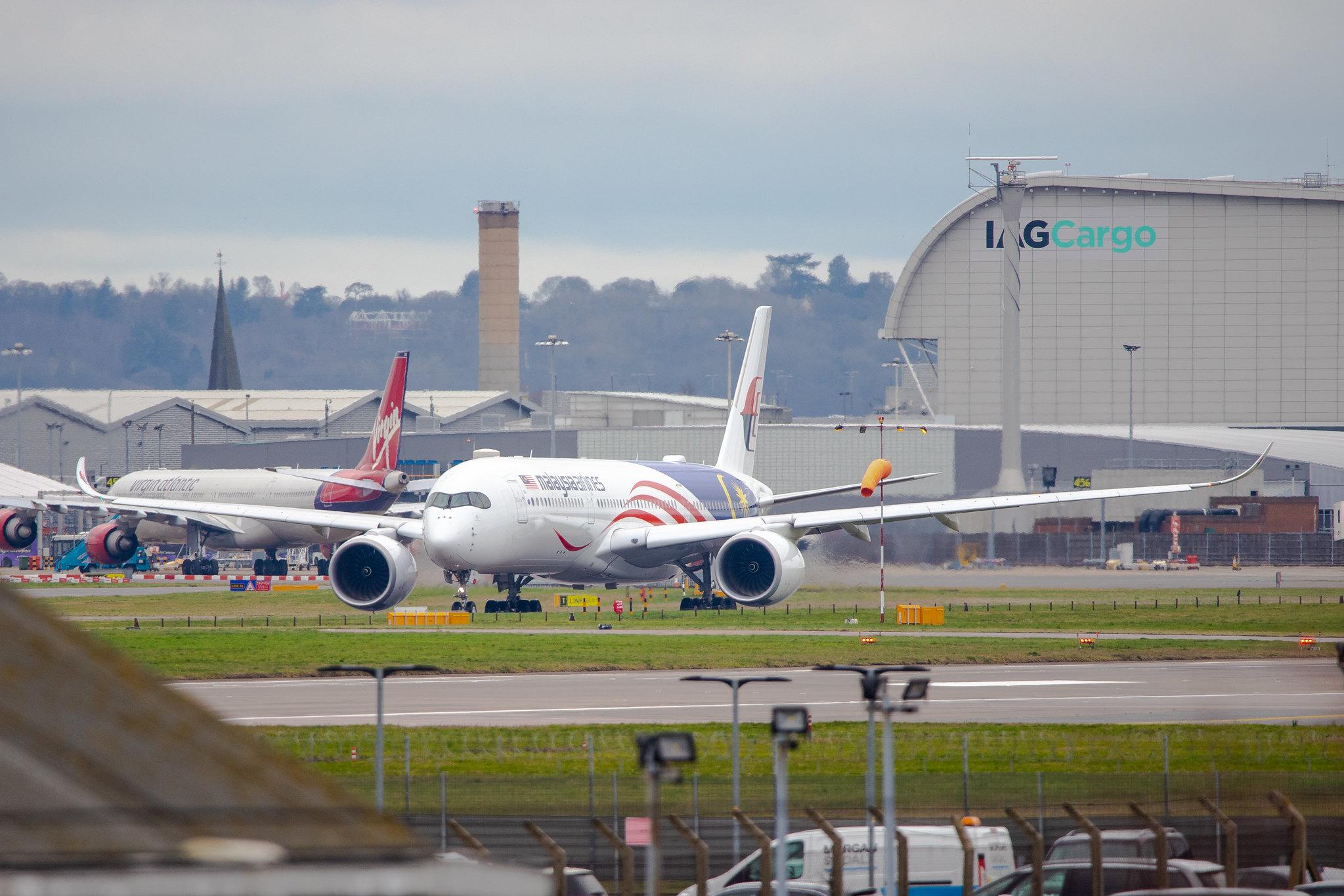 London Heathrow Airport: Malaysia Airlines (MH / MAS) |  Livery: Malaysia Negaraku Livery |  Airbus A350-941 A359 | 9M-MAG | MSN 213