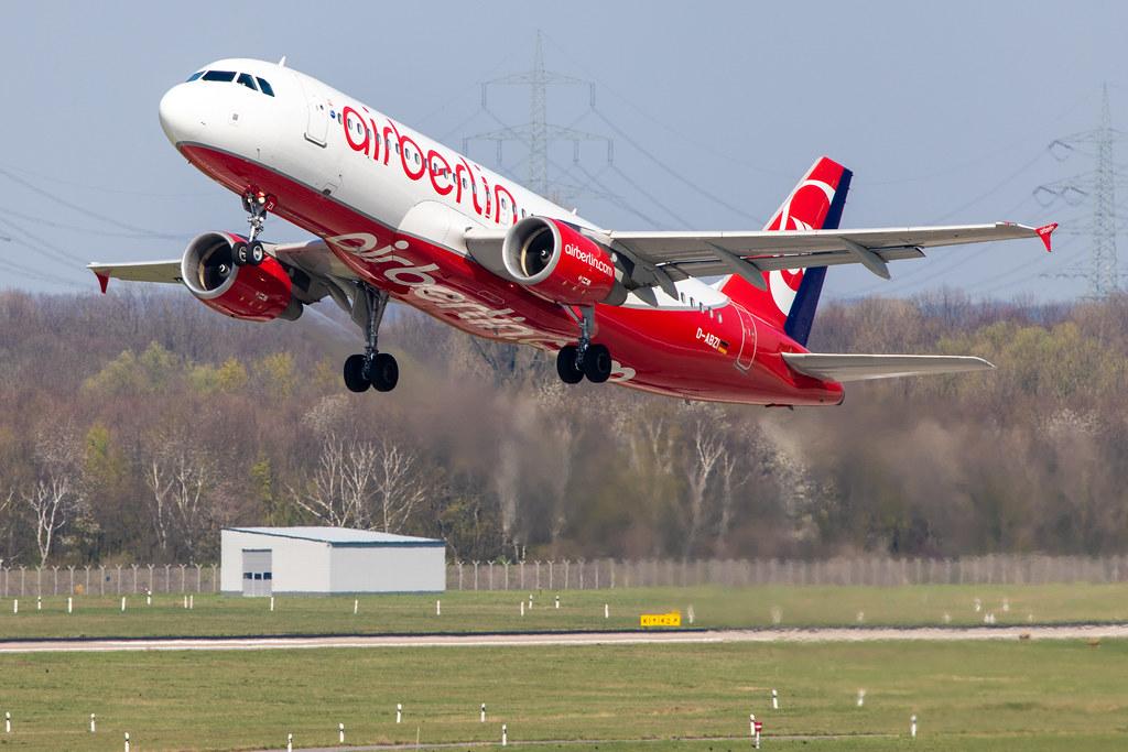 Düsseldorf Airport: Eurowings (EW / EWG) | Livery: Airberlin Livery | Airbus A320-216 A320 | D-ABZI | MSN 3328