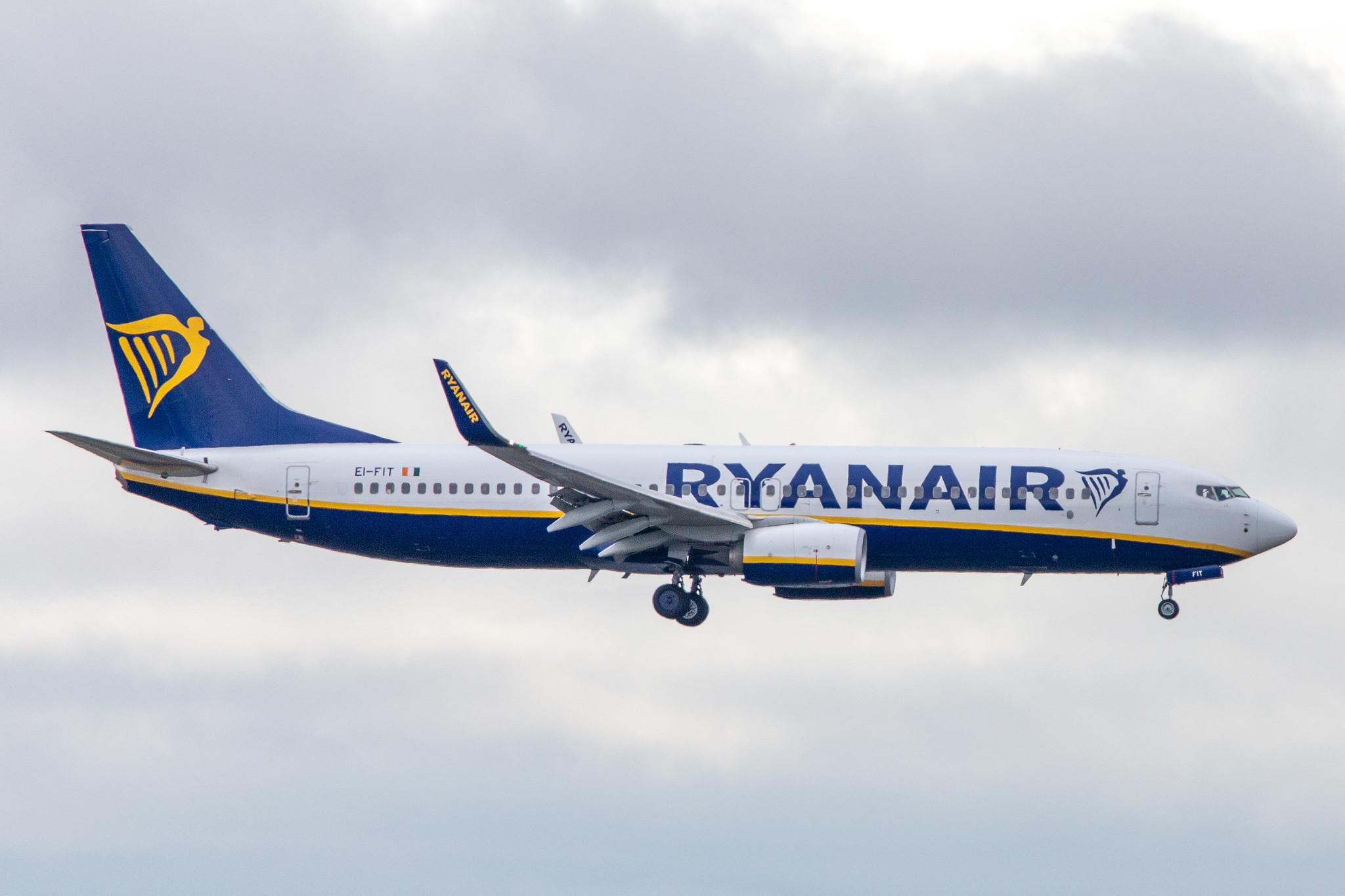 Frankfurt Airport: Ryanair (FR / RYR) |  Boeing 737-8AS B738 | EI-FIT | MSN 44703