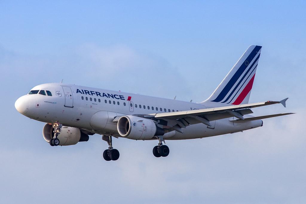 Hamburg Airport: Air France Airbus A318-111 A318 F-GUGD