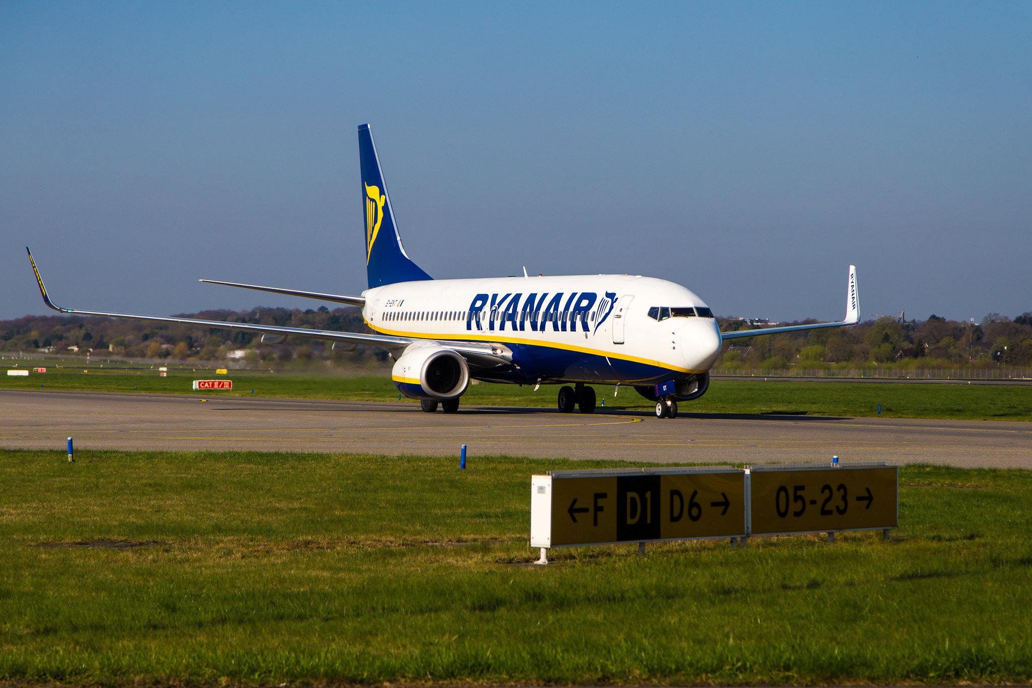 Hamburg Airport: Ryanair (FR / RYR) |  Boeing 737-8AS B738 | EI-EKT | MSN 38505