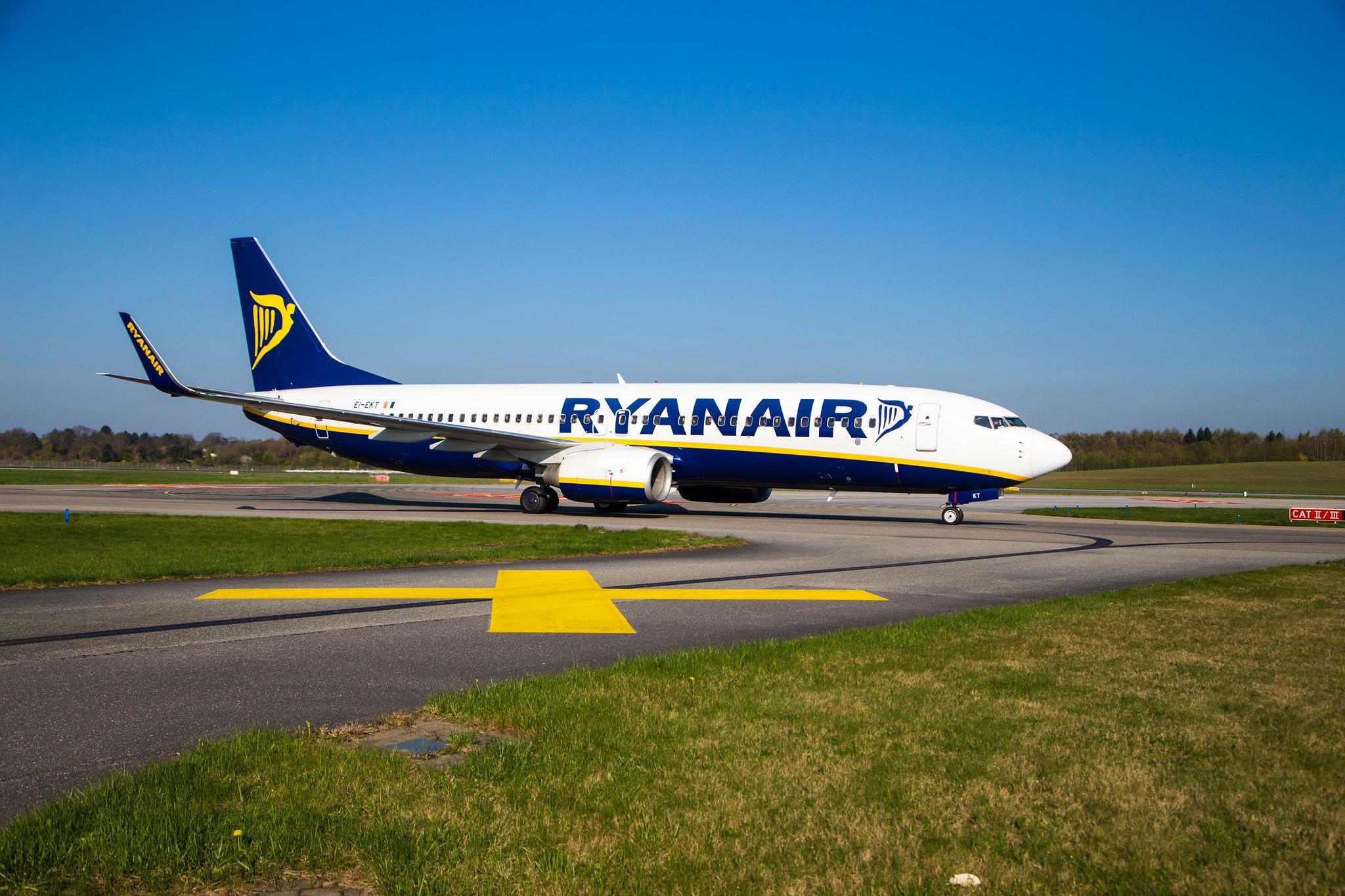 Hamburg Airport: Ryanair (FR / RYR) |  Boeing 737-8AS B738 | EI-EKT | MSN 38505
