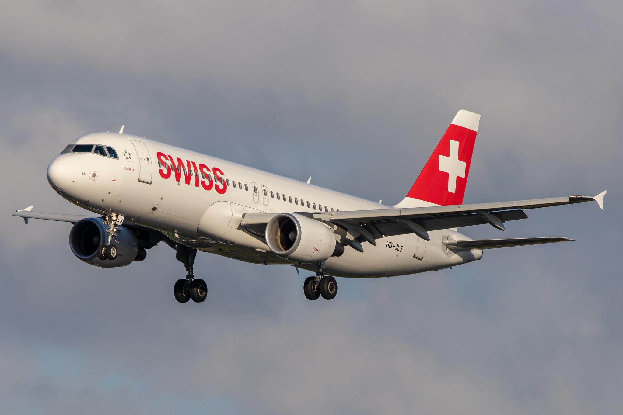 Hamburg Airport: Swiss (LX / SWR) |  Airbus A320-214 A320 | HB-JLS | MSN 5069