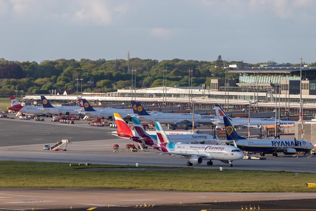 Hamburg Airport: Vorfeld | Terminalgebäuden