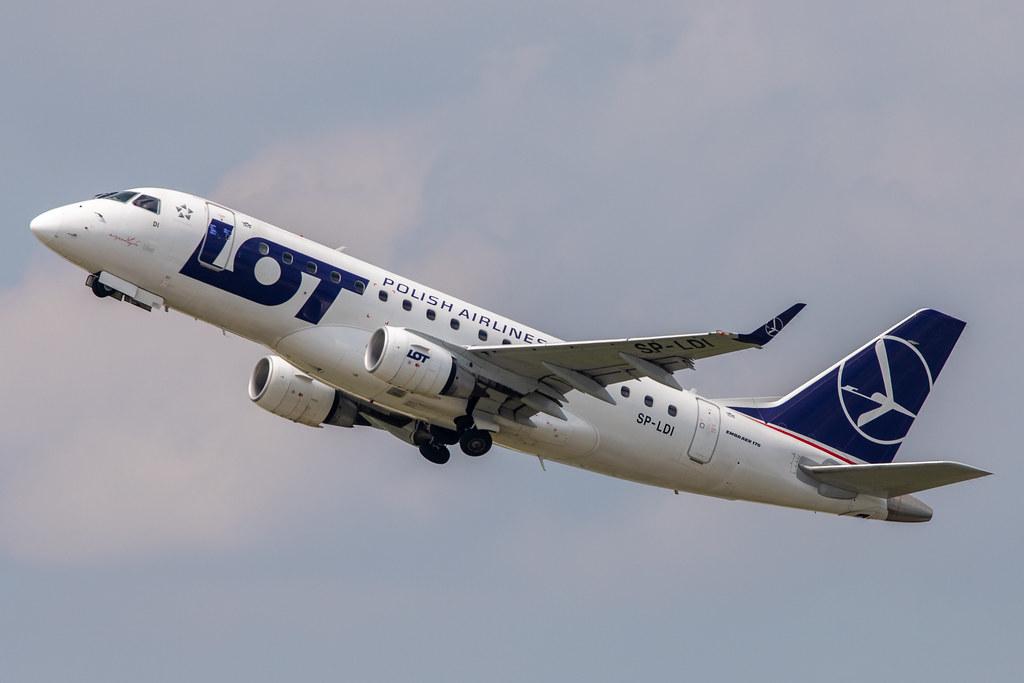 Hamburg Airport: LOT (LO / LOT) |  Embraer E170STD E170 | SP-LDI | MSN 17000073