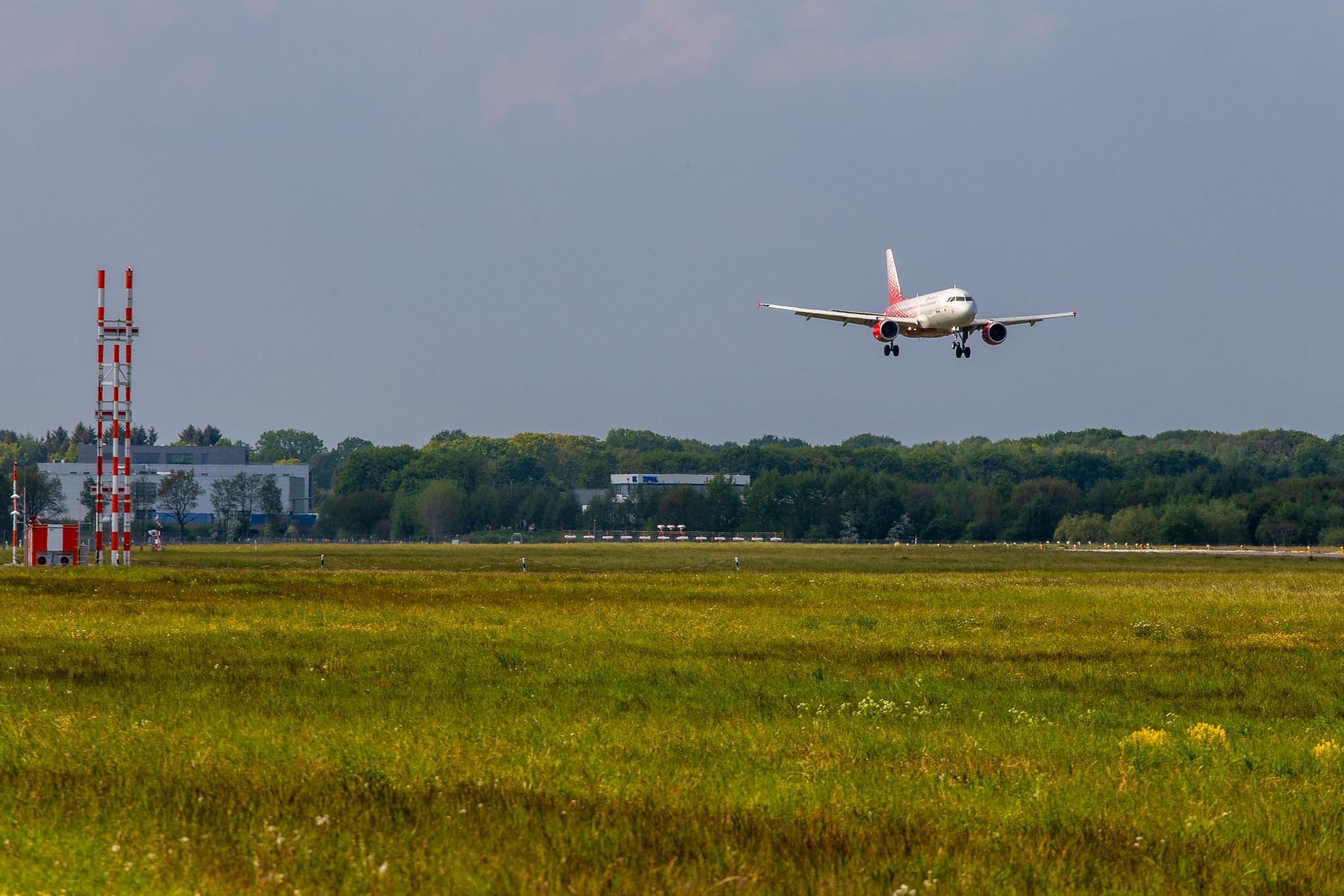 Hamburg Airport: Rossiya (FV / SDM) |  Airbus A319-111 A319 | VQ-BAR | MSN 1488