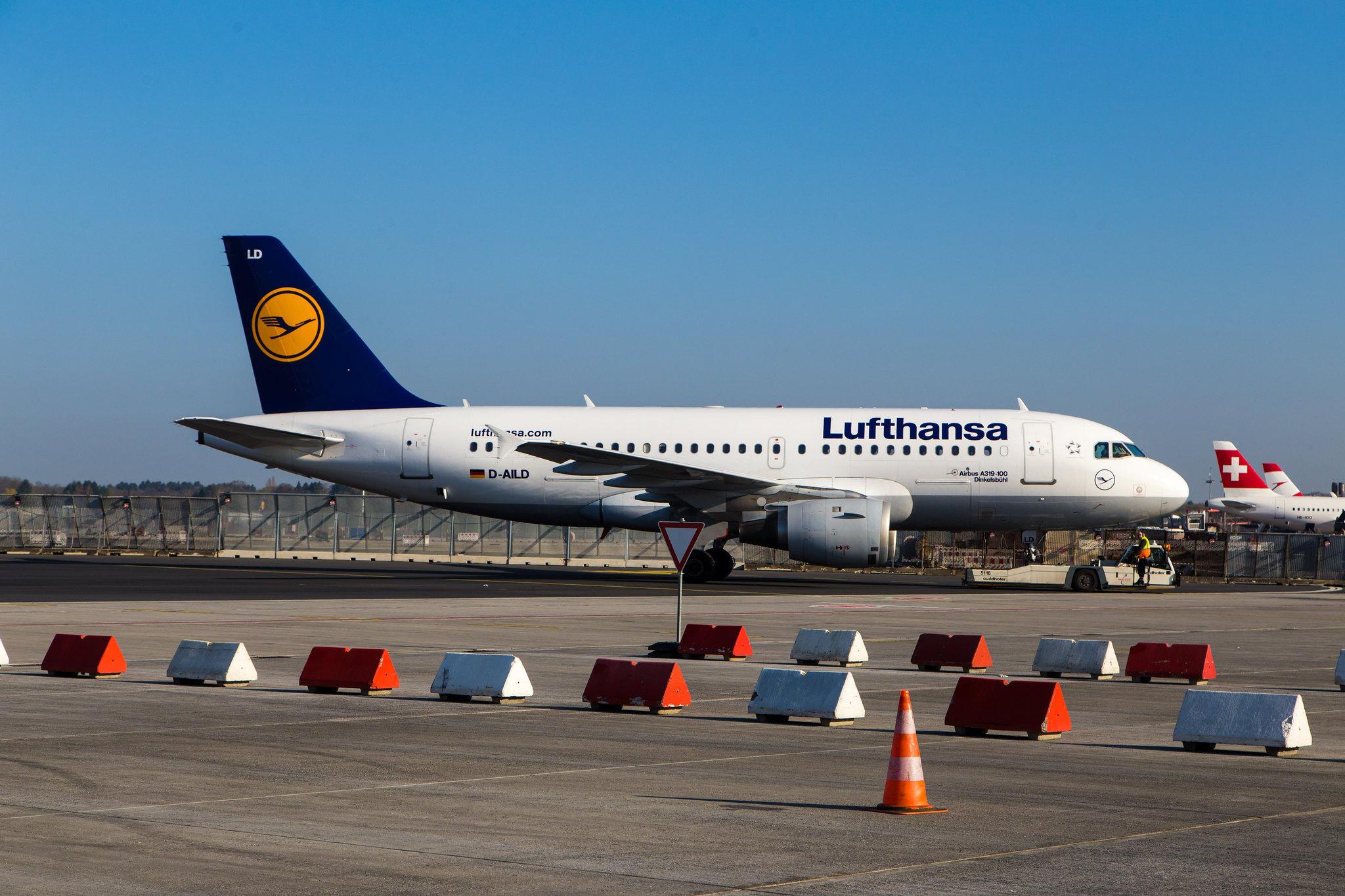 Hamburg Airport:Lufthansa (LH / DLH) |  Airbus A319-114 A319 | D-AILD | MSN 0623
