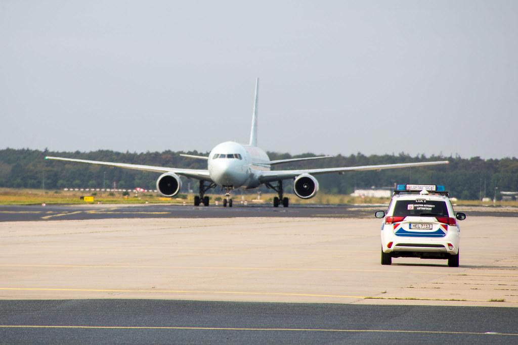 Spottertour am FRA: Aviation Authority Luftaufsicht |