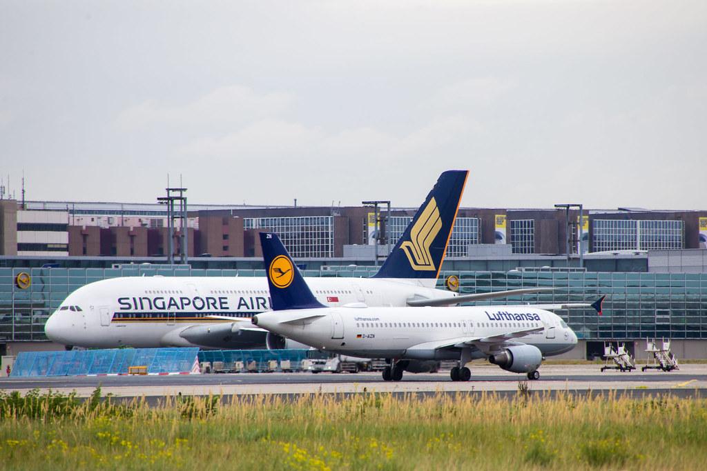 Frankfurt Airport: Singapore Airlines (SQ / SIA) |  Airbus A380-841 A388 | 9V-SKM | MSN 065