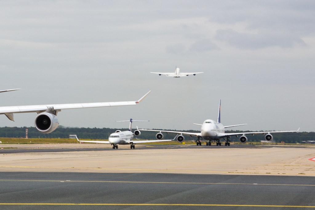 Spottertour am FRA: Taxiway (Turkish Airlines, Thomas Cook, Star Alliance)