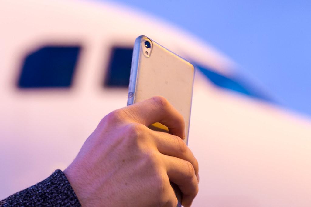 Vorfeldrundfahrt: Smartphone / Selfie
