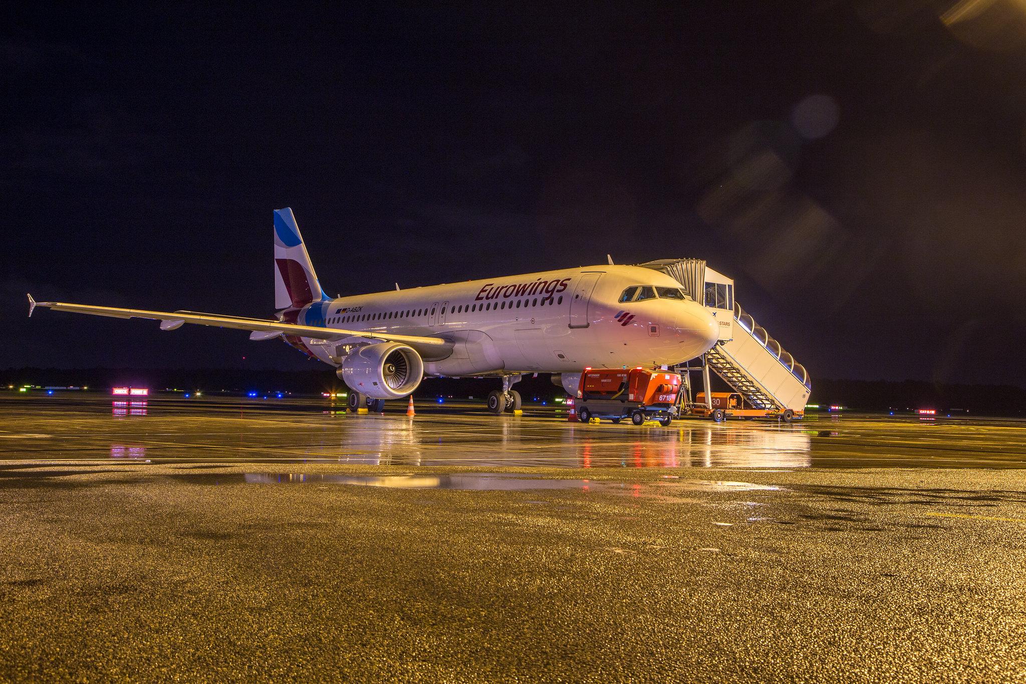 Hamburg Airport: Eurowings (EW / EWG) |  Airbus A320-216 A320 | D-ABZK | MSN 3213