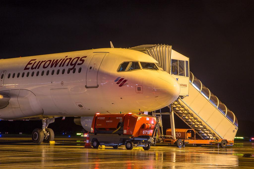 Hamburg Airport: Eurowings (EW / EWG) |  Airbus A320-216 A320 | D-ABZK | MSN 3213