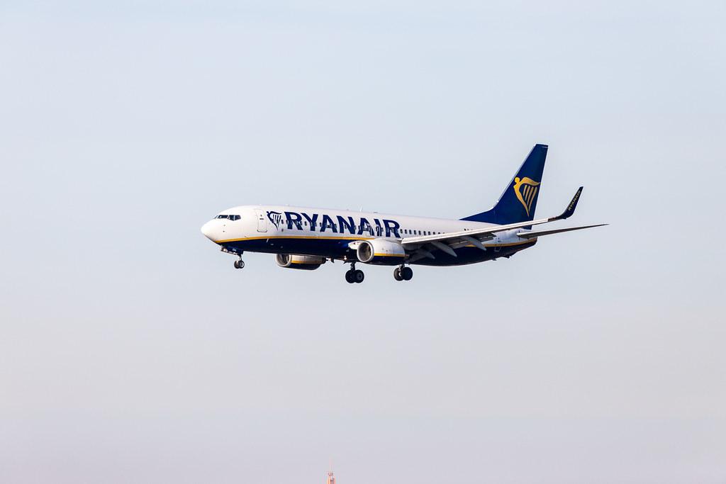 Hamburg Airport: Ryanair (FR / RYR) |  Boeing 737-8AS B738 | EI-EGA | MSN 38490