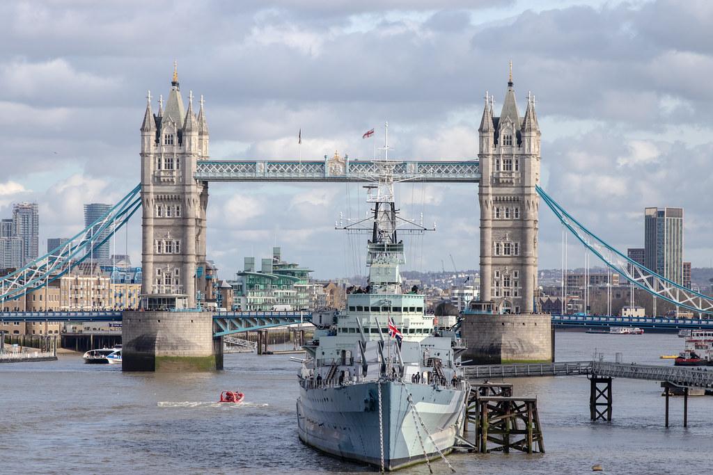 London: Tower Bridge |