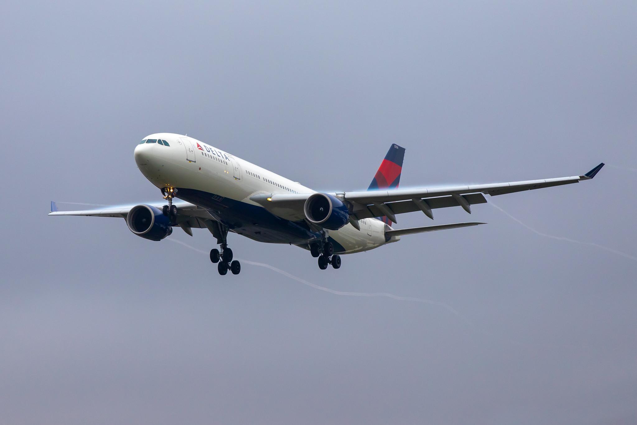 London Heathrow Airport: Delta Air Lines (DL / DAL) |  Airbus A330-223 A332 | N858NW | MSN 0718