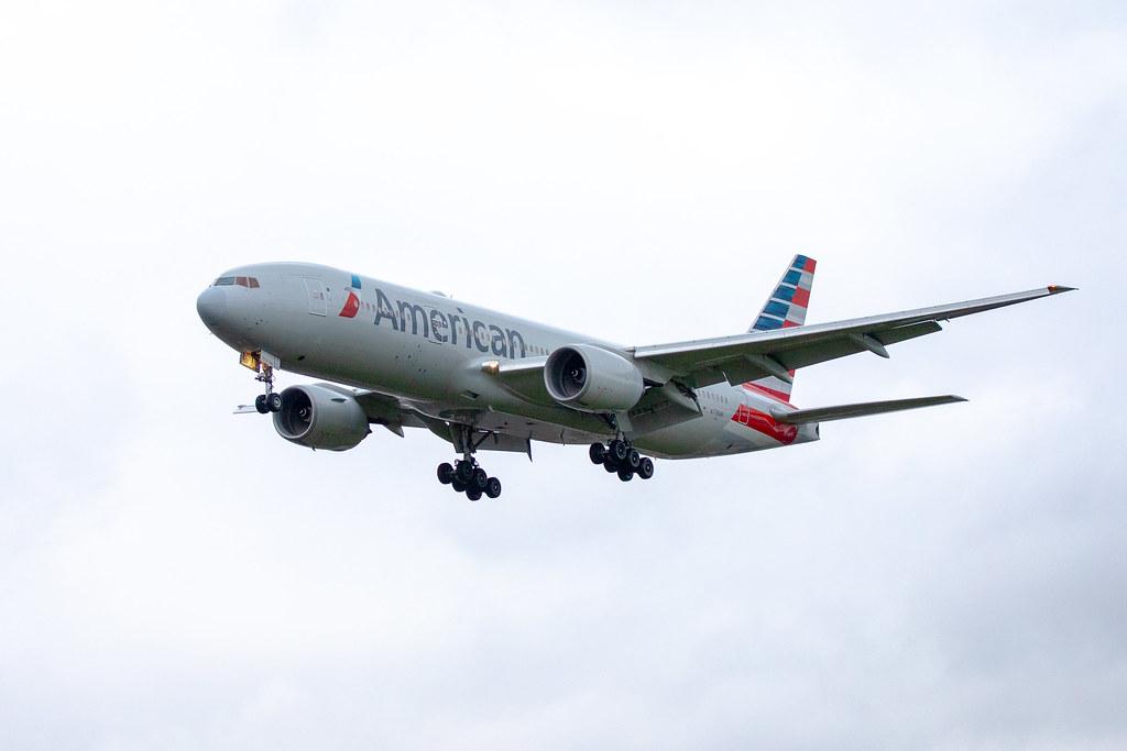 London Heathrow Airport: American Airlines (AA / AAL) |  Boeing 777-223(ER) B772 | N778AN | MSN 29587