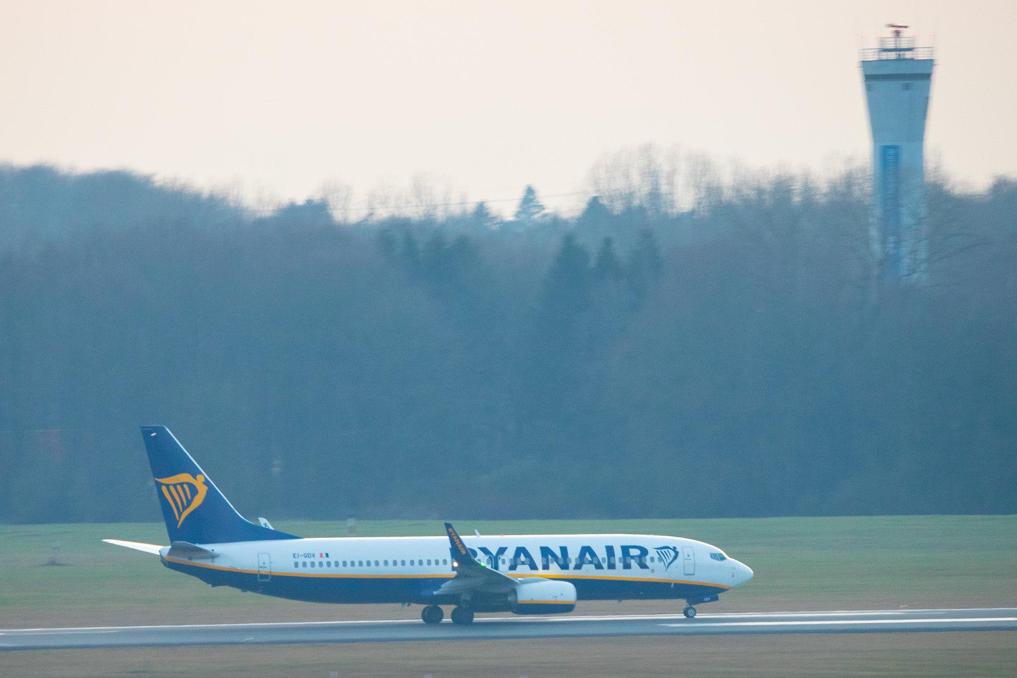 Hamburg Airport: Ryanair (FR / RYR)  |  Boeing 737-8AS B738 | EI-GDV | MSN 44816