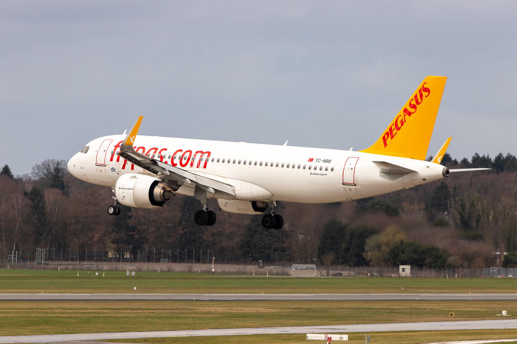 Hamburg Airport: Pegasus (PC / PGT) | Operator: Pegasus Airlines |  Airbus A320-251N A20N | TC-NBB | MSN 07147