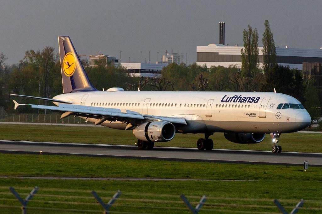 Hamburg Airport: Lufthansa (LH / DLH) |  Airbus A321-231 A321 | D-AISG | MSN 1273