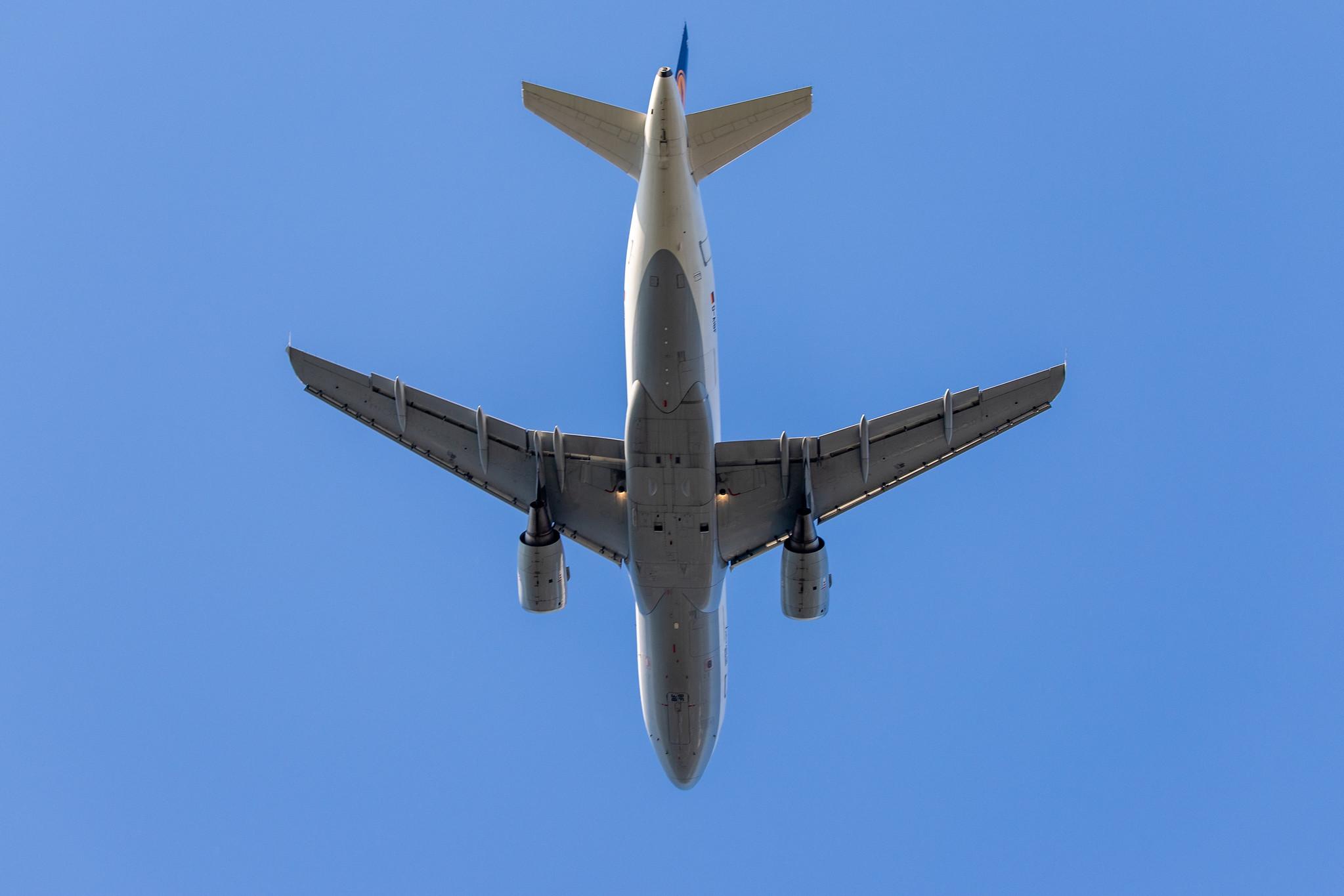Hamburg Airport: Lufthansa (LH / DLH) |  Airbus A319-112 A319 | D-AIBF | MSN 4796