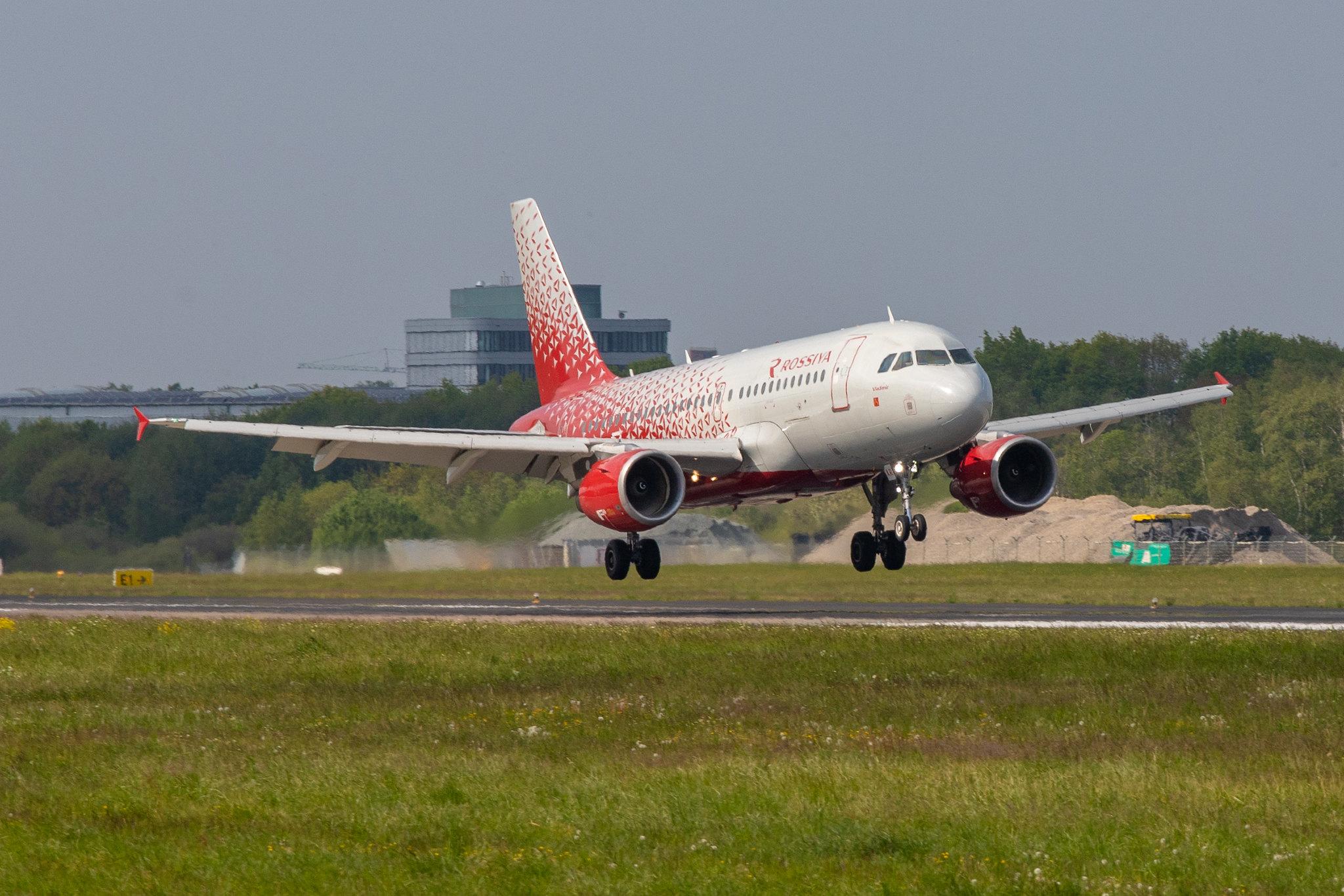 Hamburg Airport: Rossiya (FV / SDM) |  Airbus A319-111 A319 | VQ-BAR | MSN 1488