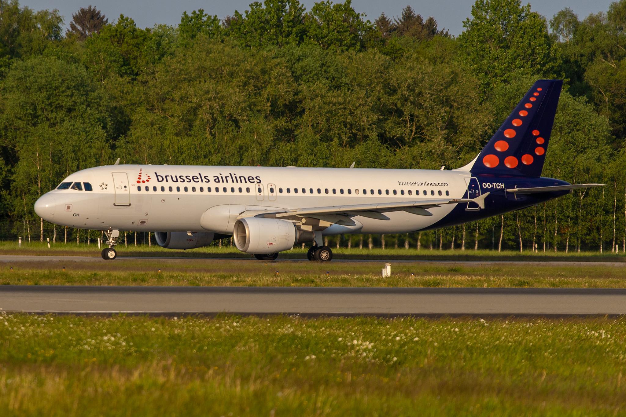 Hamburg Airport: Brussels Airlines (SN / BEL) |  Airbus A320-214 A320 | OO-TCH | MSN 1929