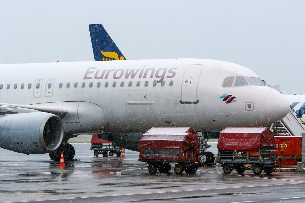Hamburg Airport Helmut Schmidt: Bundesrepublik Deutschand 14+03 Bombardier Global 5000
