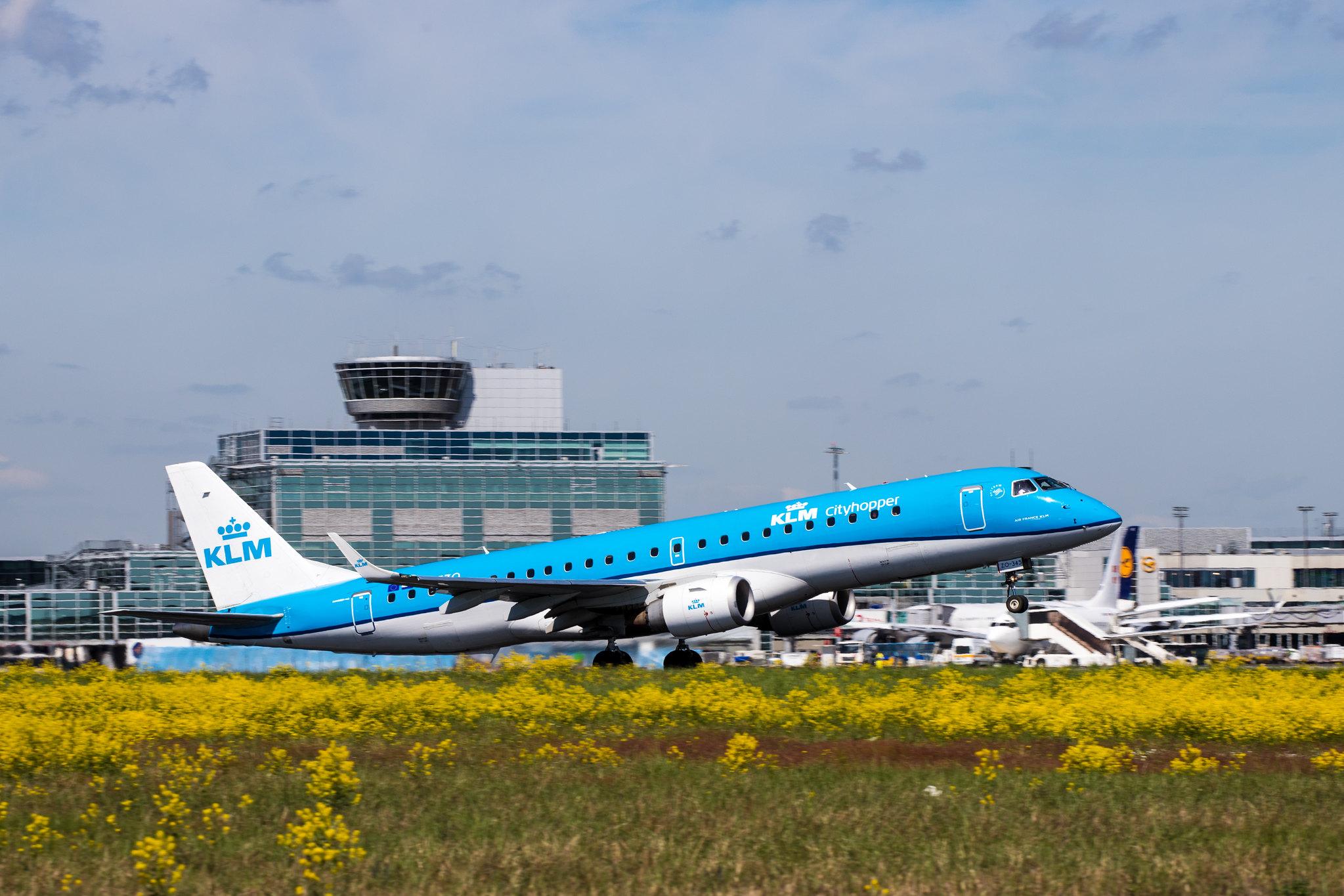 Frankfurt Airport: KLM (KL / KLM) | Operator: KLM Cityhopper |  Embraer E190STD E190 | PH-EZO | MSN 19000345