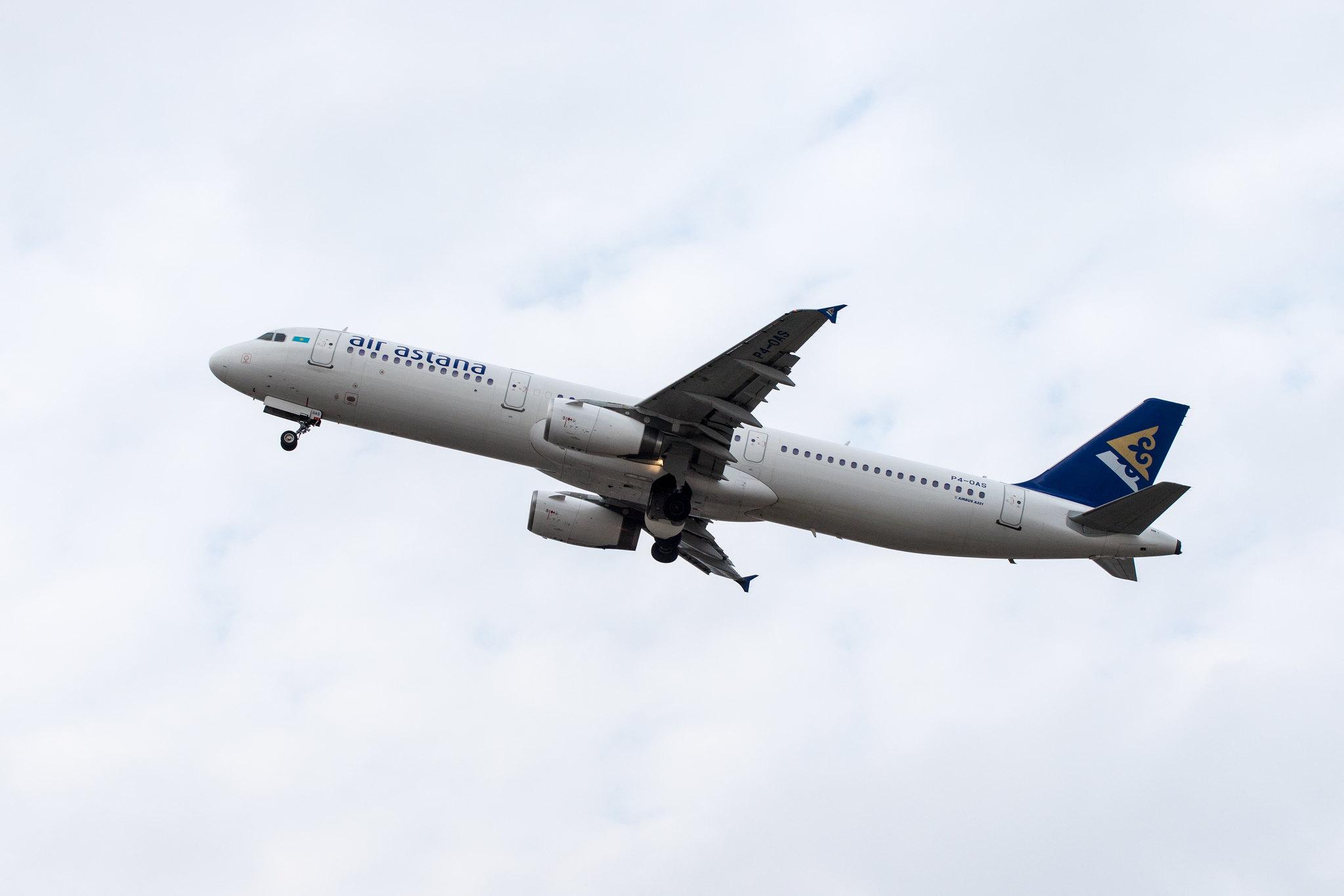 Frankfurt Airport: Air Astana (KC / KZR) |  Airbus A321-231 A321 | P4-OAS | MSN 1204