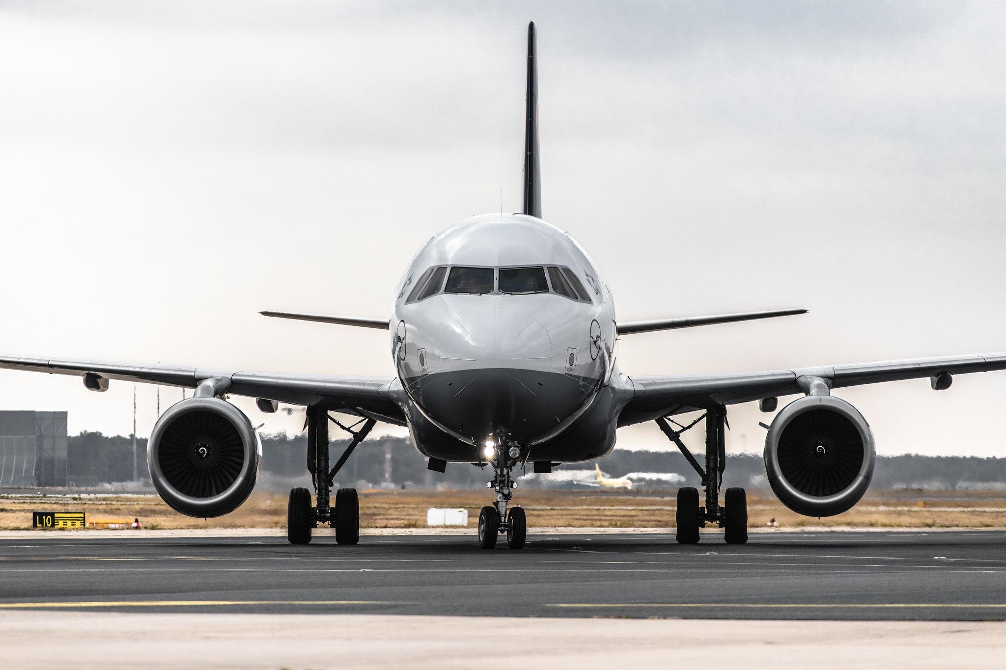 Frankfurt Airport: Lufthansa (LH / DLH) |  Airbus A320-211 A320 | D-AIQF | MSN 0216