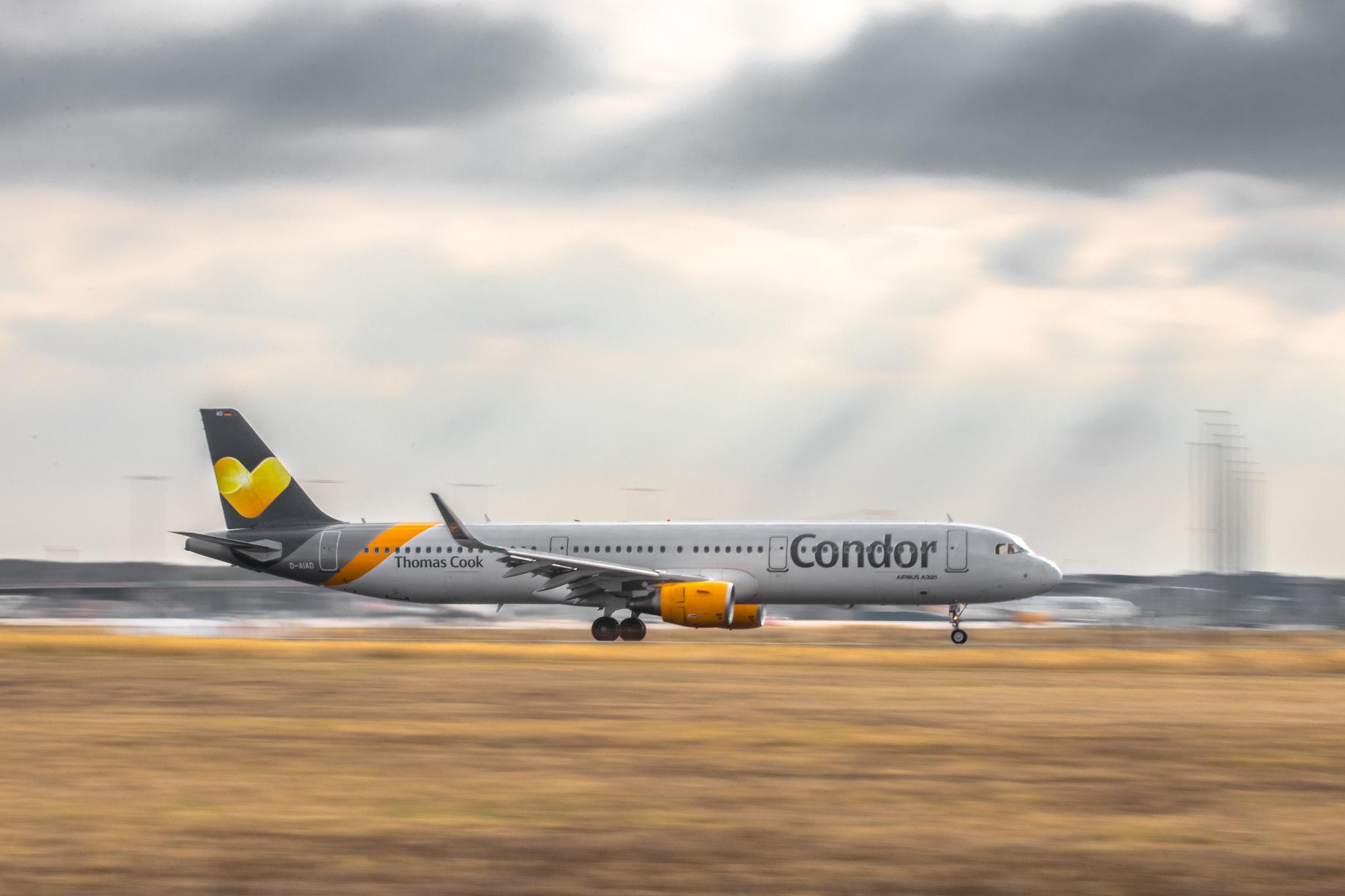 Frankfurt Airport: Condor (DE / CFG) |  Airbus A321-211 A321 | D-AIAD | MSN 6053