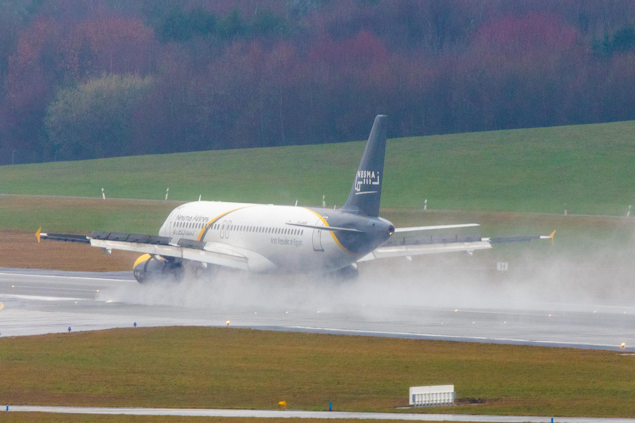 Hamburg Airport: Nesma Airlines (NE / NMA) |  Airbus A320-232 A320 | SU-NMB | MSN 1732