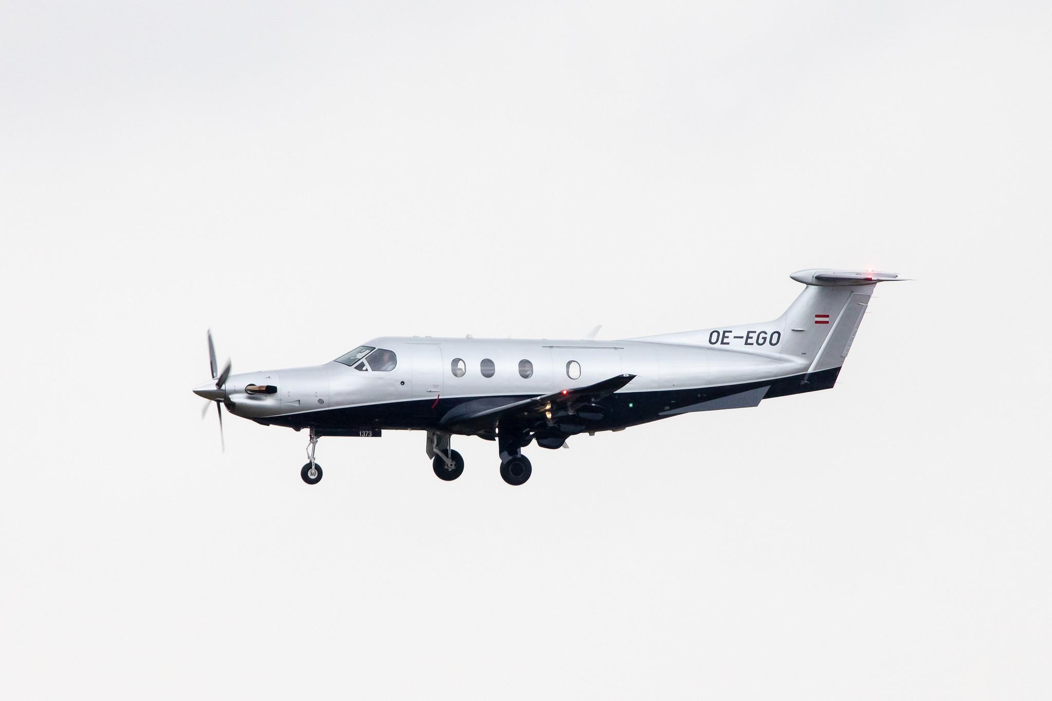Hamburg Airport: Airlink (/ JAR) |  Pilatus PC-12/47E PC12 | OE-EGO | MSN 1373