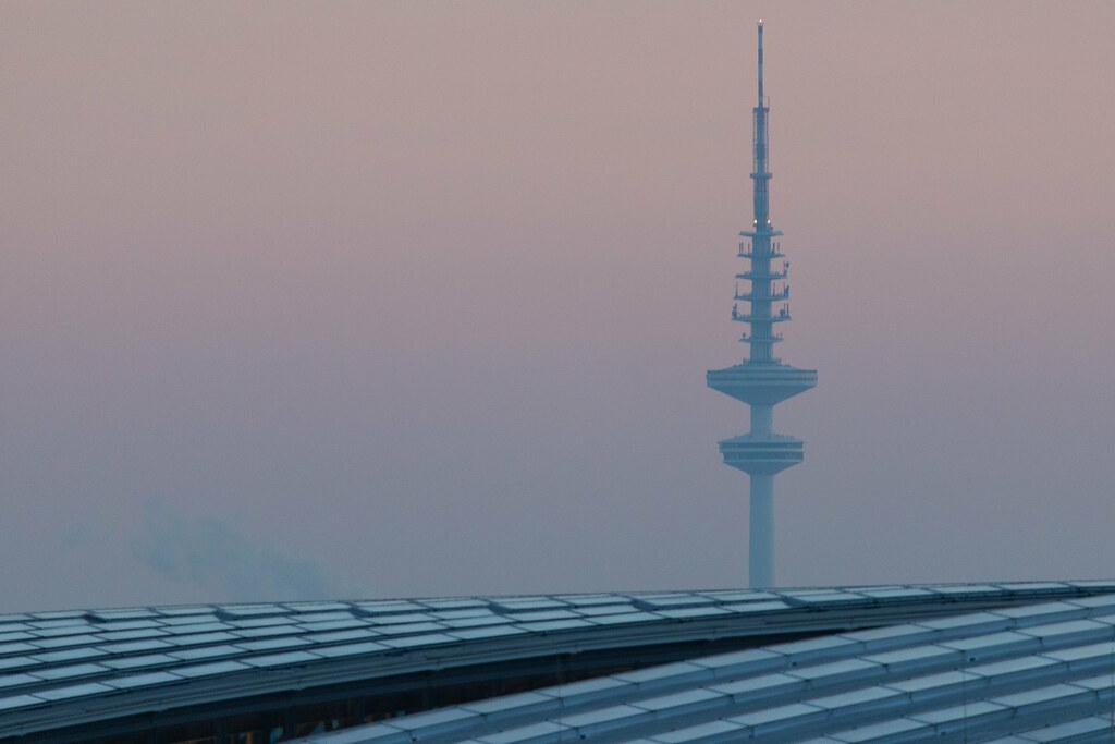 Hamburg Airport: Fernsehturm | Heinrich-Hertz-Turm