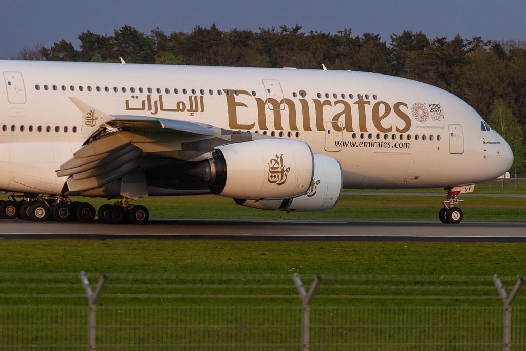 Hamburg Airport: Emirates (EK / UAE) |  Airbus A380-842 A388 | A6-EUT | MSN 236