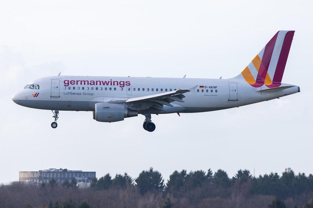 Hamburg Airport: Eurowings Airbus A319-112 A319 D-AKNF operated by Germanwings