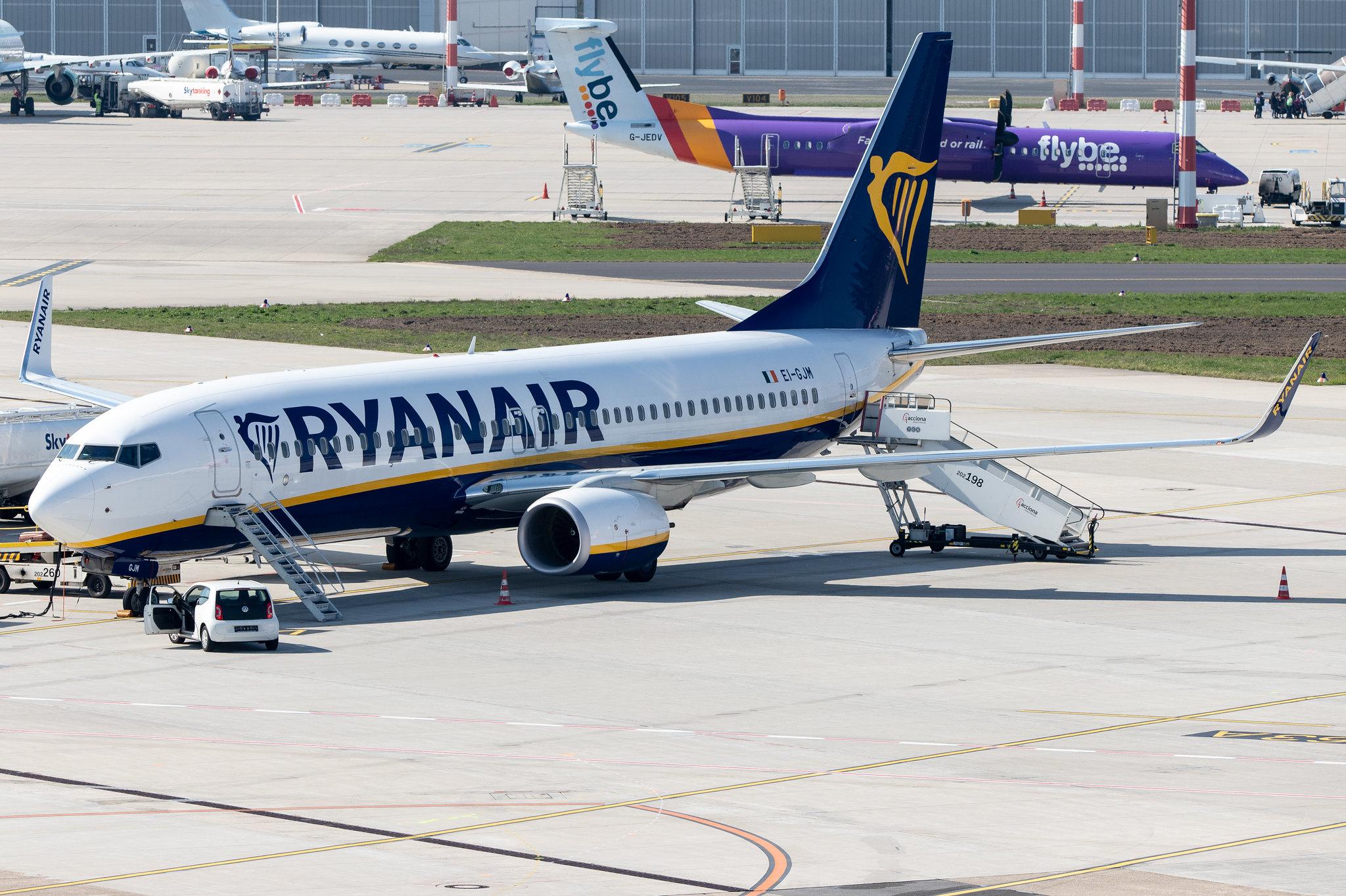 Düsseldorf Airport: Ryanair (FR / RYR) |  Boeing 737-8AS B738 | EI-GJM | MSN 44827